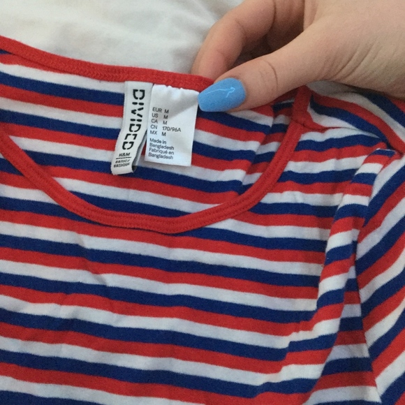 H&M blue, red, and white striped cropped tee - Picture 2 of 3